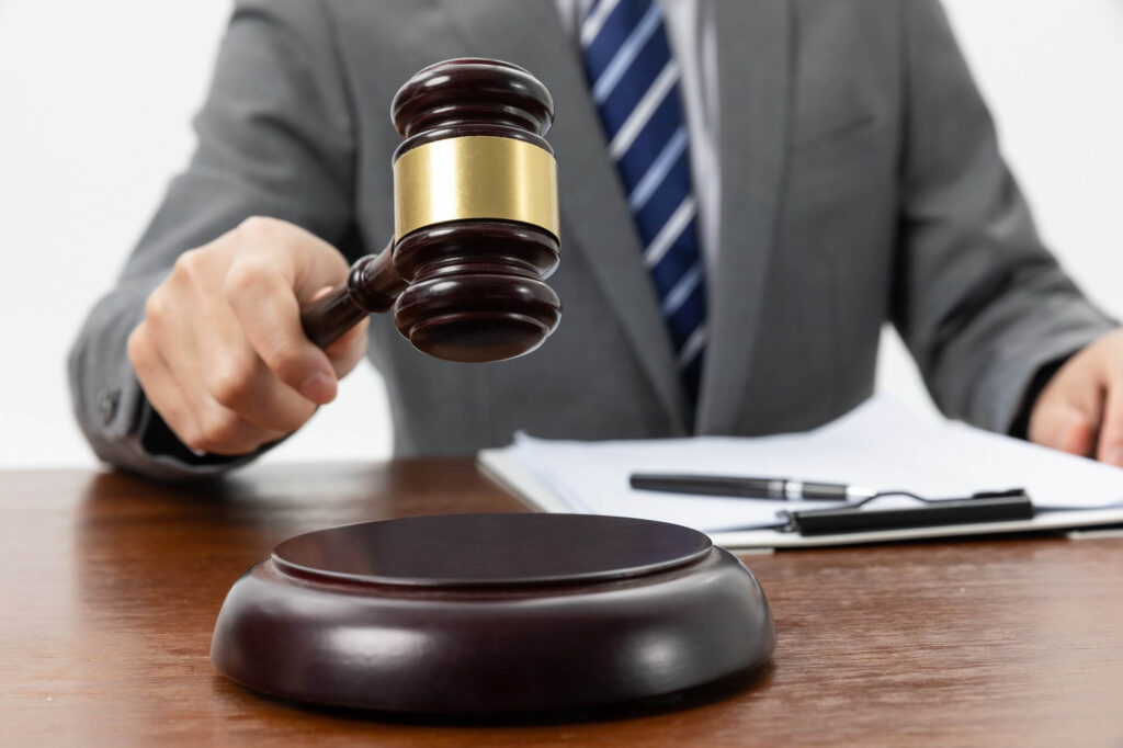 Judge striking gavel – legal penalty appeal process in the UK