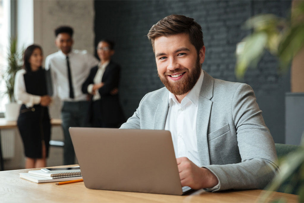Professional monthly payroll management | Outsourced payroll services for timely PAYE and pension contributions