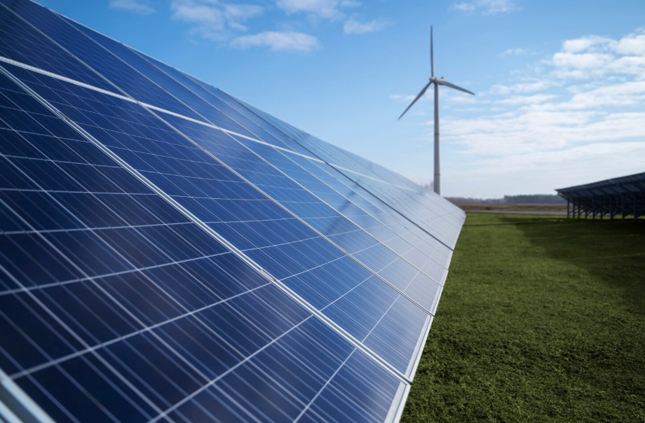 Payroll and corporation tax management for energy contractors and engineers