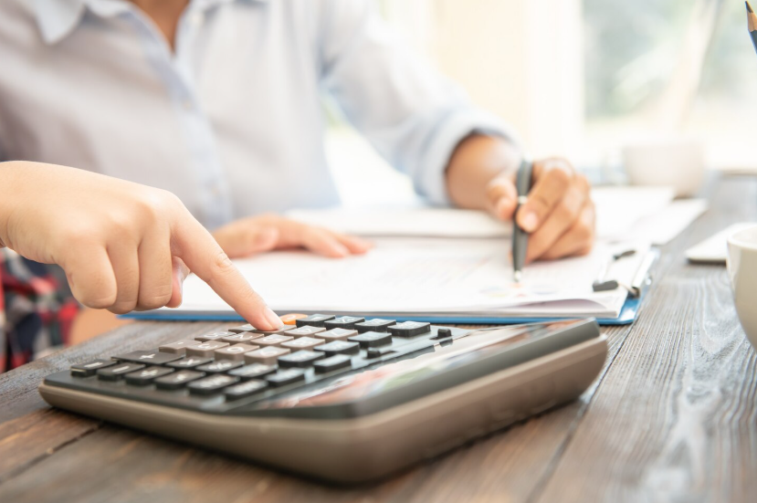 can you claim tax back on travel to work UK employee business travel explanation