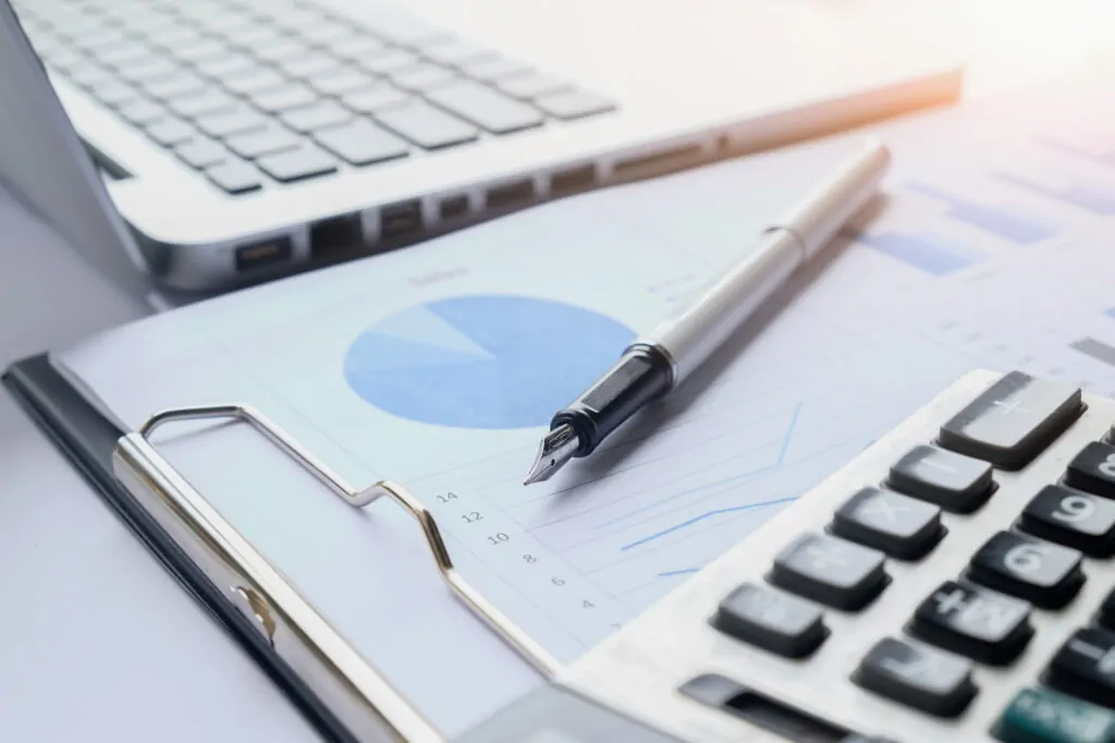 Preparing CIS returns with construction payment summaries and tax deductions