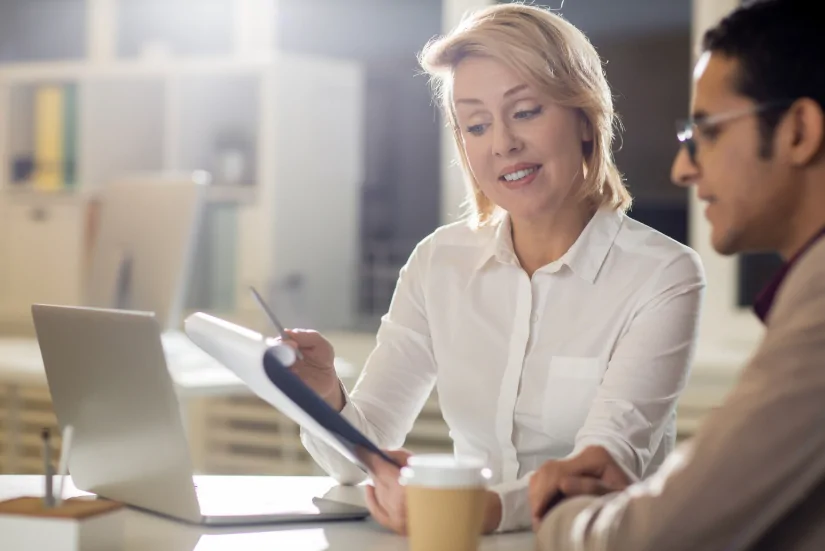 International entrepreneur getting bespoke consultation on UK tax obligations and overseas income structuring