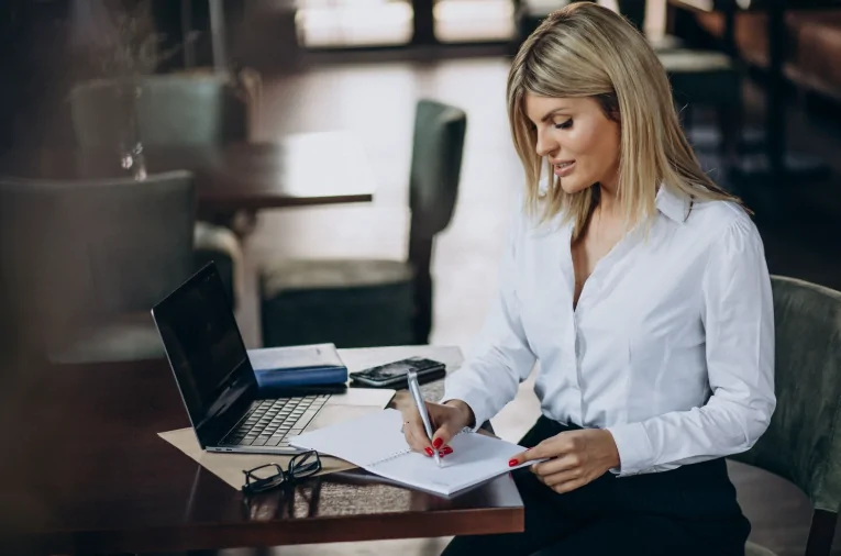 Bradford accountants supporting freelancers, contractors, and small businesses with HMRC compliance